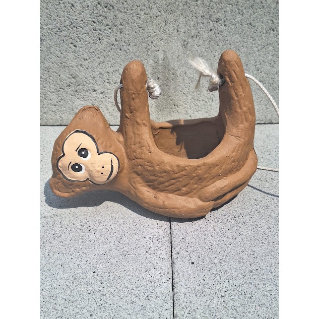 Cachepo / Macaco marrom / Cachepô / Vaso para plantas / Macaquinho / Vaso de barro pintado
