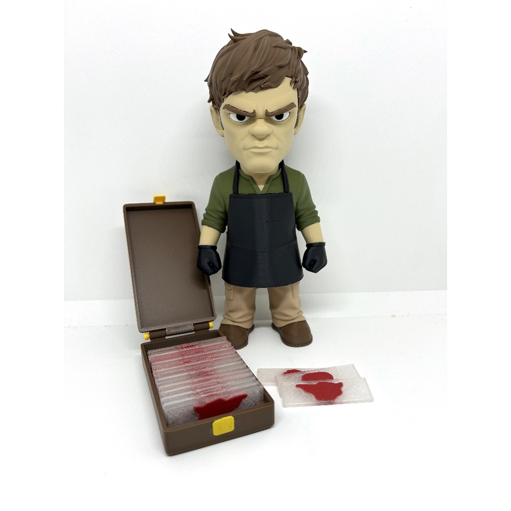Boneco Dexter Morgan - Série Dexter | Boneco com Maleta