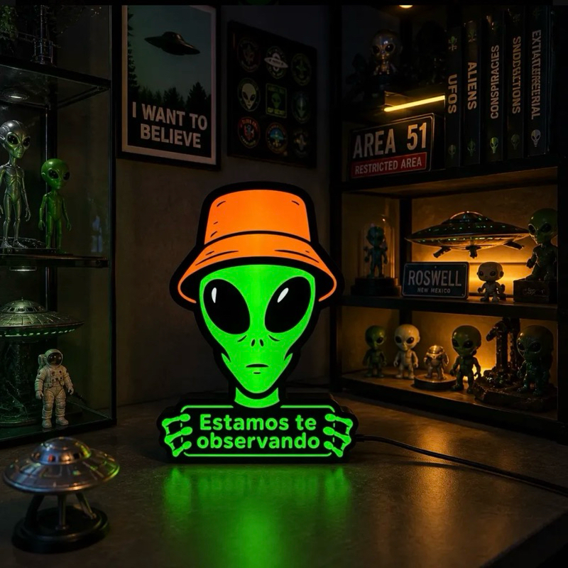 Luminária Decorativa Led Alienígena LED Neon UFO Geek Gamer com Fonte Bivolt