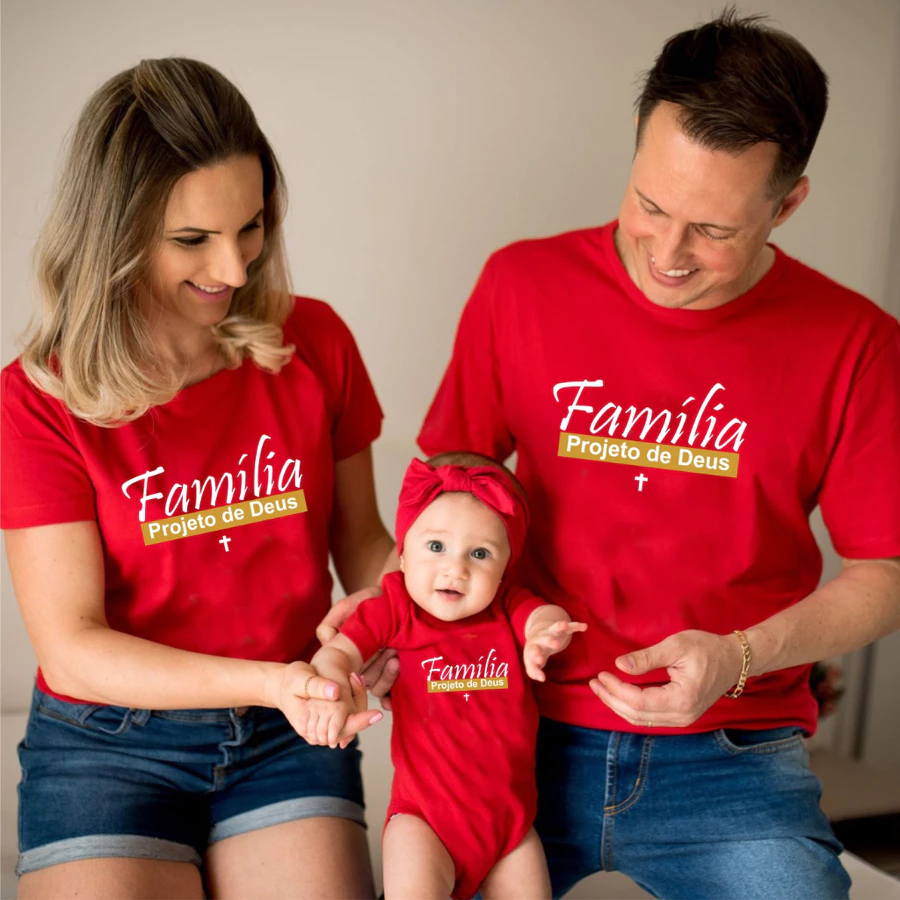 Kit Familia projeto de Deus pai mãe e filho filha bebe tecido vermelho