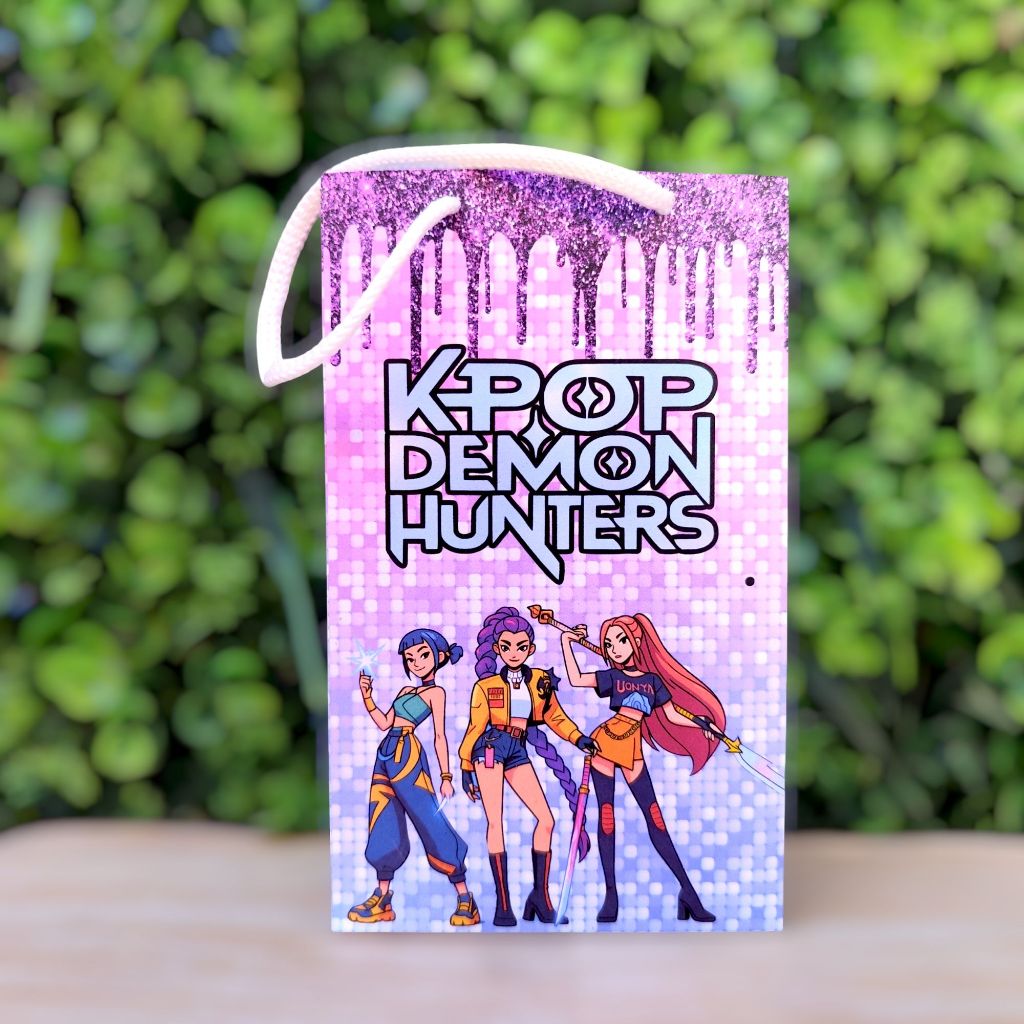 Sacolinha Personalizada Guerreiras do K-Pop Aniversário Infantil Mimos e Lembrancinhas para Festa KIT PEGUE E MONTE