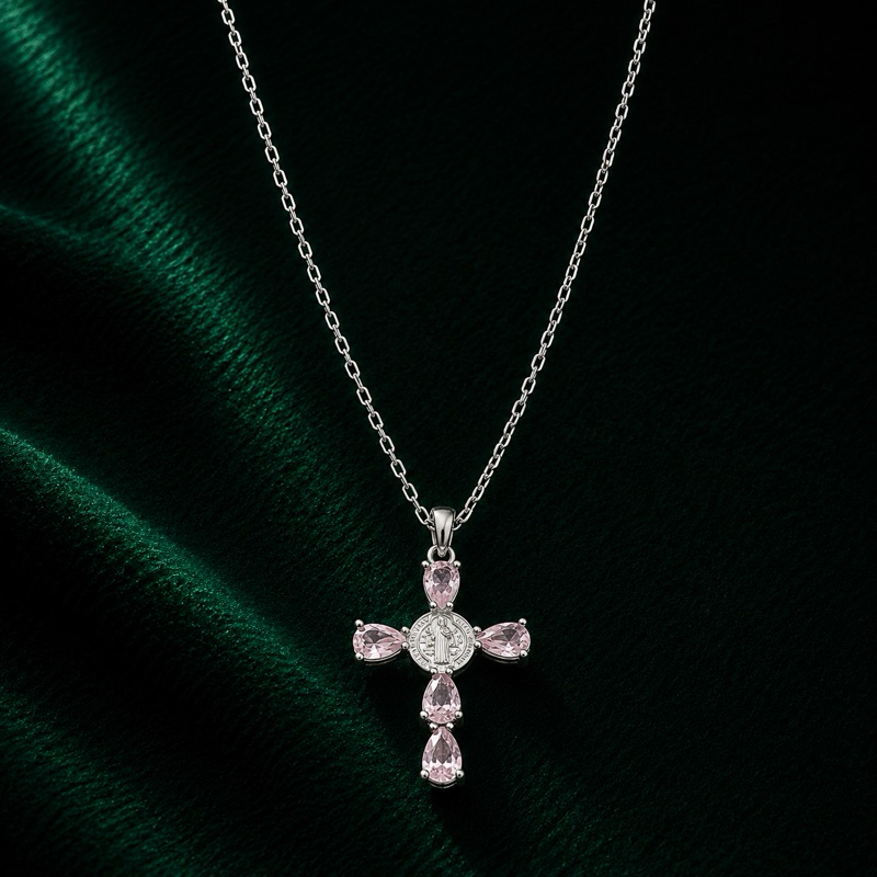 Gargantilha Cruz com Pedras Rosa Bebê em Prata 925 Feminina