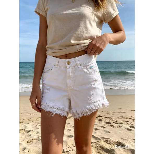 Shorts Adulto Feminino, Modelo Cintura Alta, Jeans Claro (Branco), Tam: 36, Marca: Dmbauer