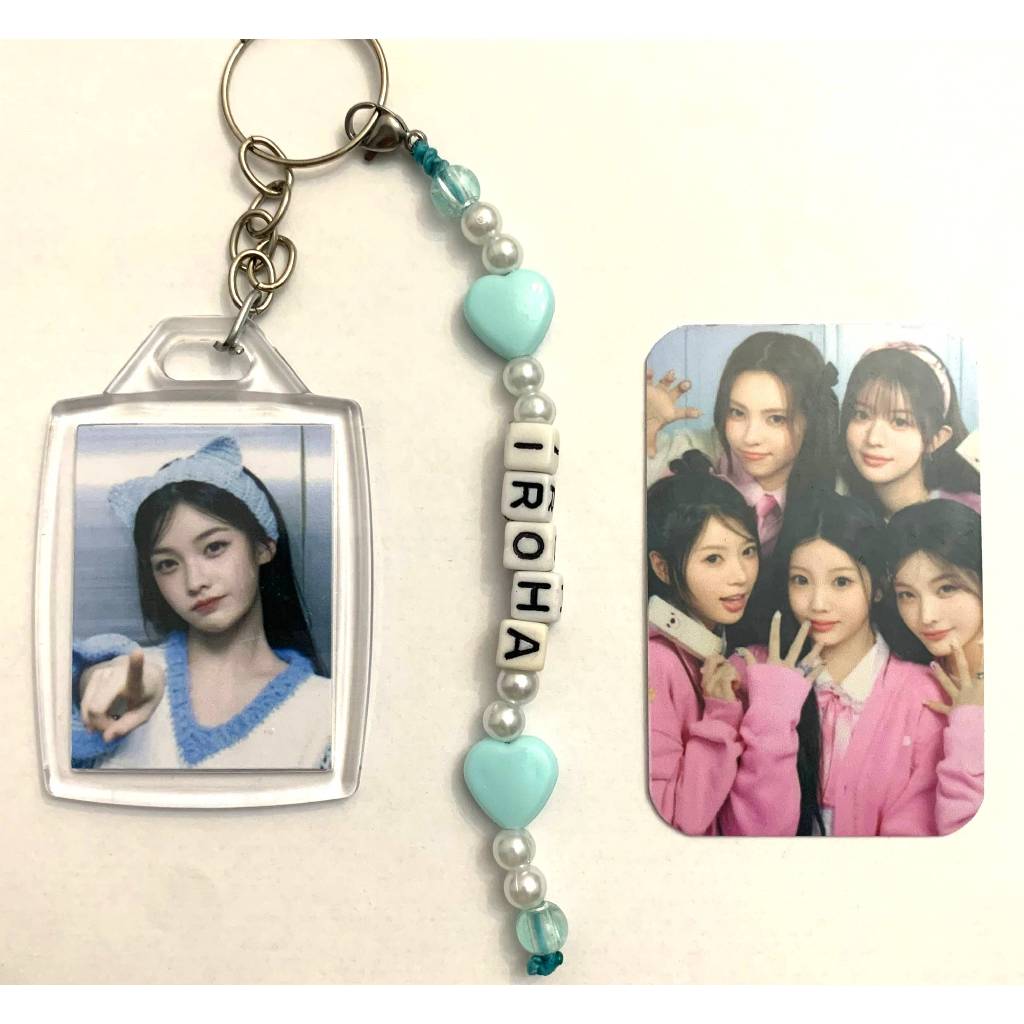 Chaveiro Illit - Iroha + photocard surpresa + miniphotocard