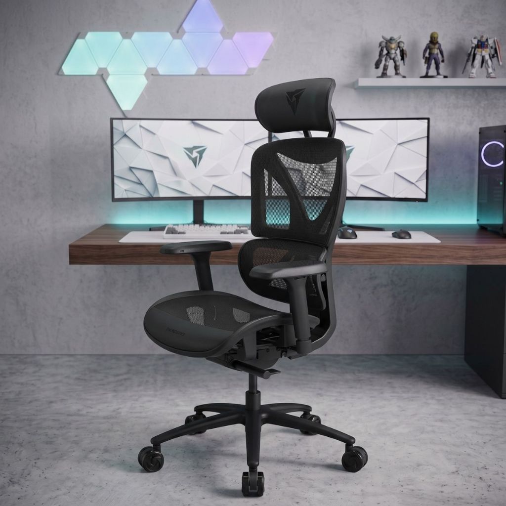 Cadeira Ergonômica Giratória Gamer  ThunderX3 XTC Mesh Preta Reclinável 135° Bra