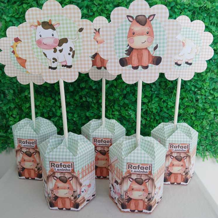 CENTRO DE MESA FAZENDINHA VERDE/pegue e monte  lembrancinha centro de mesa fazendinha infantil