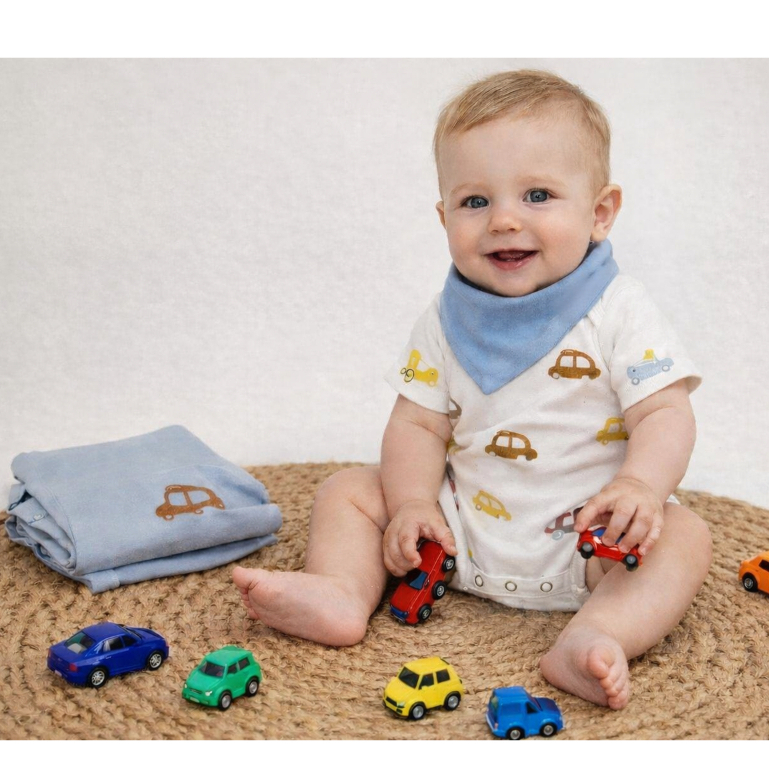 Kit Macacão Bebê Menino Suedine Carrinhos