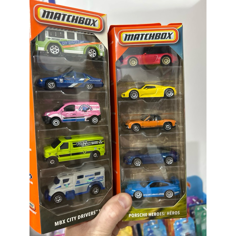 MBx Miuntains II matchbox é autobha Jurasc pack Rescue convertible consteuction italian airpirt fusca em Oferta na Shopee