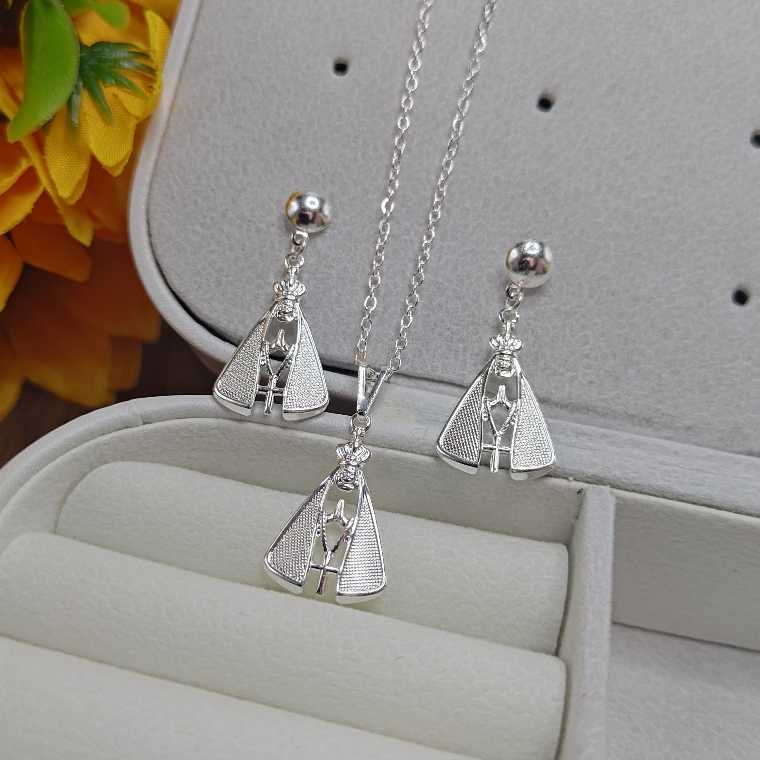 Kit Nossa Senhora Aparecida Colar + Brincos folheados A Ouro 18k - Prata 925
