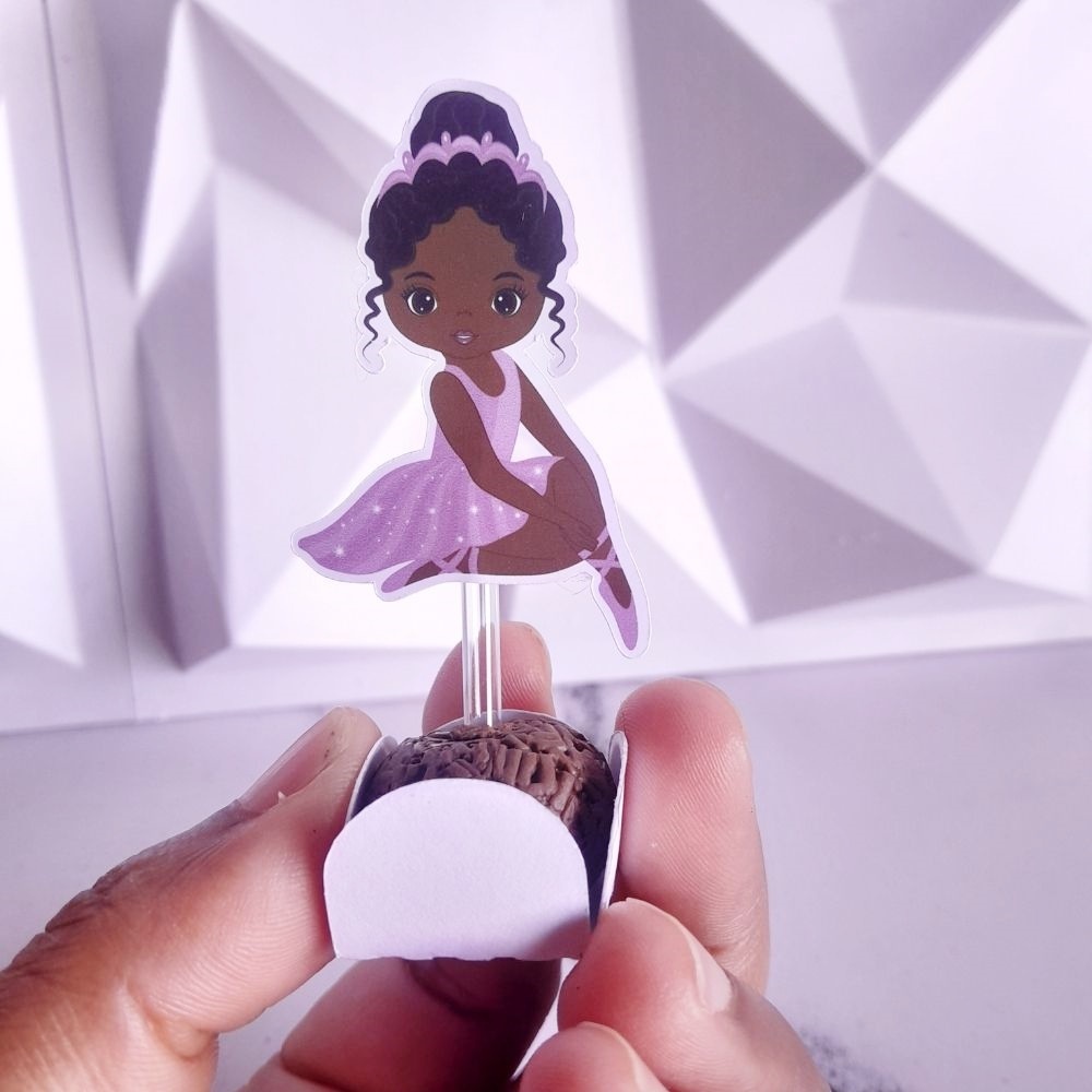 Toper doce bailarina morena personalizada no tema, lembrancinha festa/ aniversario
