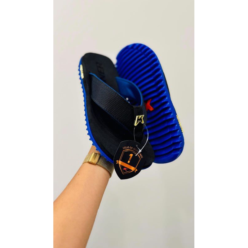 Chinelo Confortável Macio Estilo Verão Com Tiras Acolchoadas Solado Antiderrapante