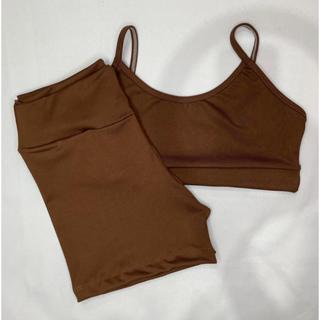 Conjunto de academia Caminhada Short e Top de Ginástica Look Fitness em Oferta na Shopee