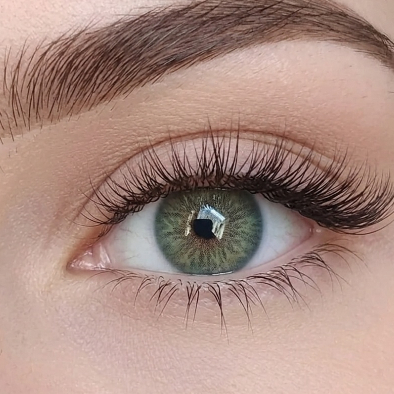 Lente de contato verde natural com grau Miopia / Maya green anual  / Pupila reduzida Lentes S.A