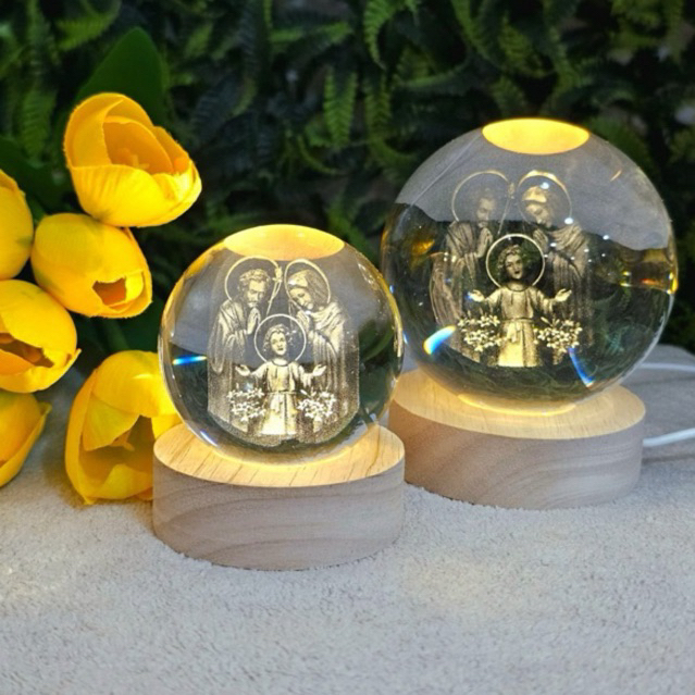 Luminária de Mesa Cristal Bola Led 3D Sagrada Família N S Aparecida Várias Imagens Decorativa