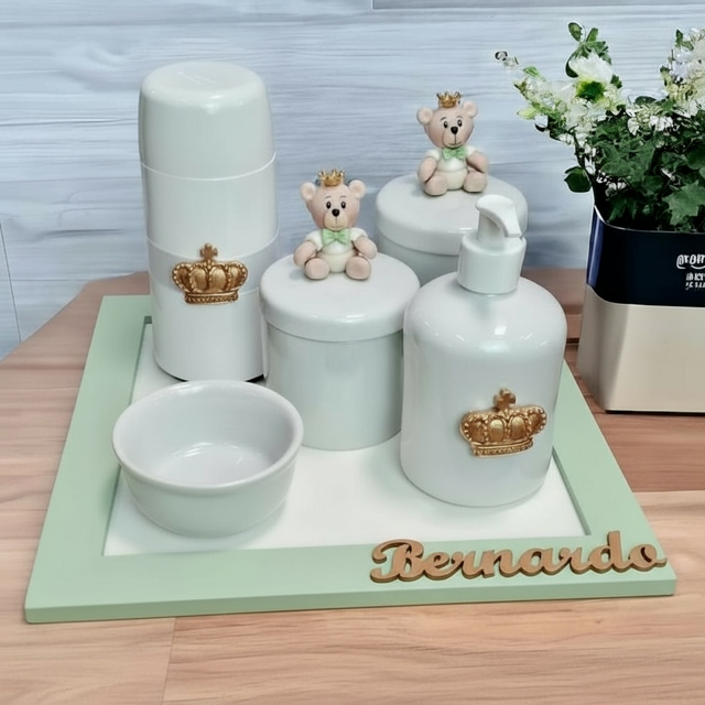 Kit higiene porcelana ursinho Rei Príncipe Princesa com nome do bebe — imagem 2 de 2