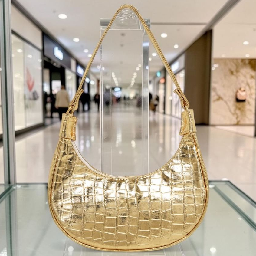 Bolsa Meia Lua Croco Verniz Skybag Forrada Estilosa
