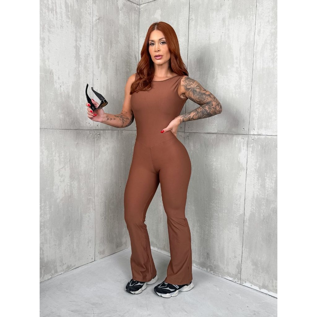 Macacão Flare fitness academia casual elegante