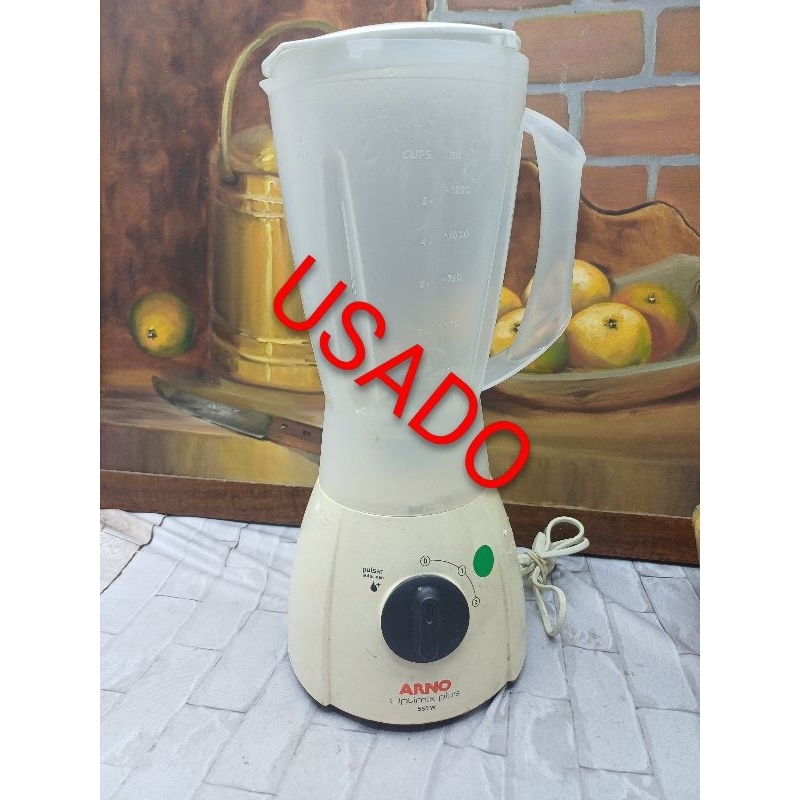 Liquidificador antigo 127v usado)