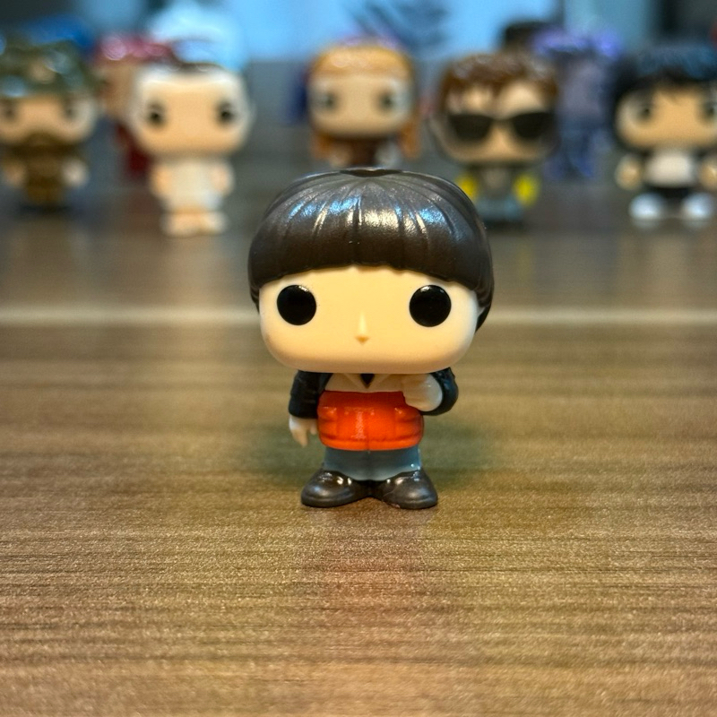STRANGER THINGS KINDER JOY Complete sua Coleção de Bonecos ORIGINAIS