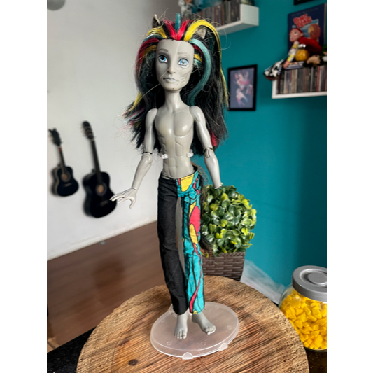 Sucata Monster High Neighthan Rot, da linha Freaky Fusion