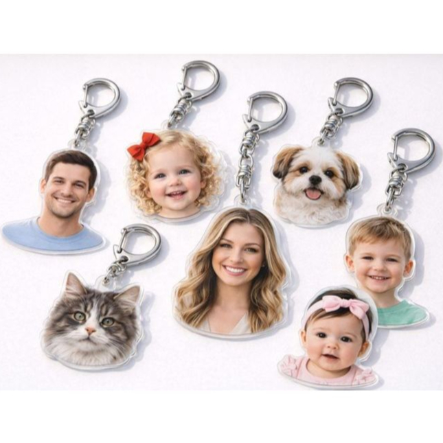 Chaveiro personalizado com foto em formato orgânico lembrancinha aniversário casamento