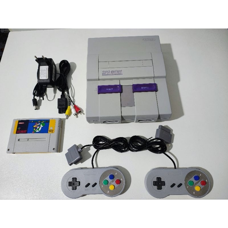 Vídeo Game Super Nintendo original anos 90 com Super Mario World + 2 controles