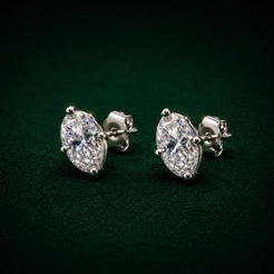 Brinco Moissanite Oval 5,7mm Prata 925 Joia Feminina Sofisticada