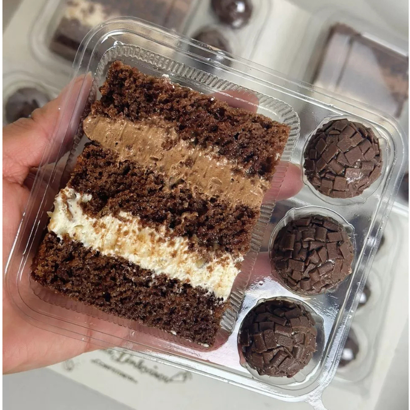 Embalagem Delícias de Festa para Fatia de Torta/Bolo e 3 Docinhos (Com tampa)