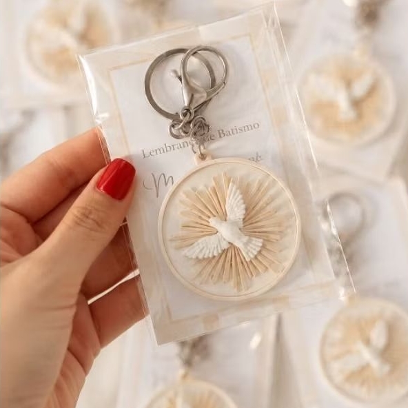 Chaveiro Divino Espírito Santo - Kit com 5 10 20 unid Lembrancinha Batizado Primeira Comunhão Personalizado