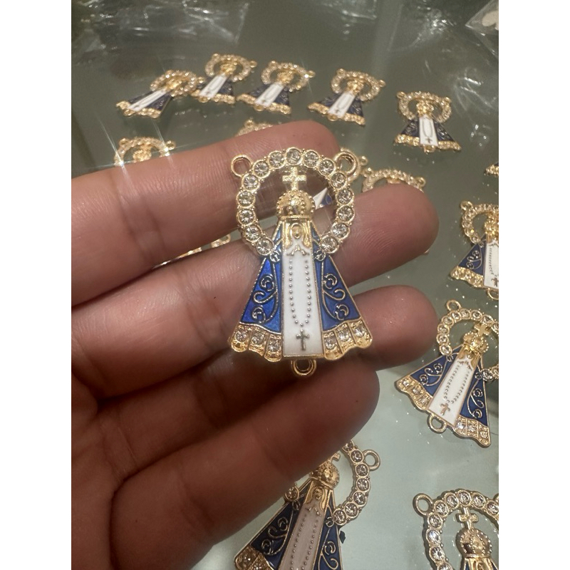 Entremeio para terço nossa senhora luxo em Zamac com strass
