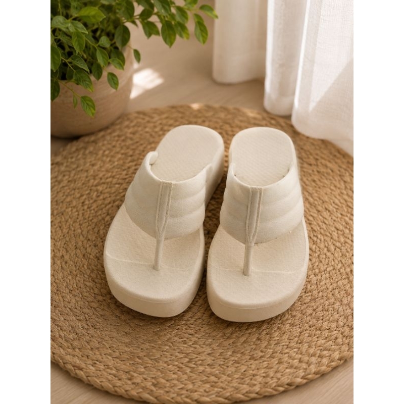 Sandália Plataforma Feminina Confortável Estilosa e Moderna, Modelo Casual Elegante, Ideal para Passeios e Uso Dia a Dia