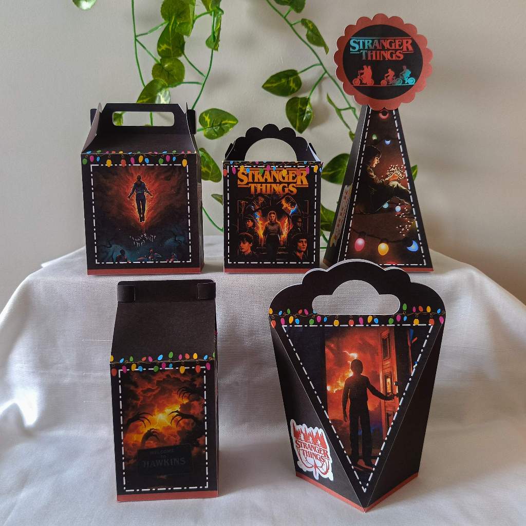 Kit Festa Caixinhas Personalizadas STRaNGER THINGS - Lembrancinhas Aniversários/(JÁ VÃO SEMI MONTADOS)