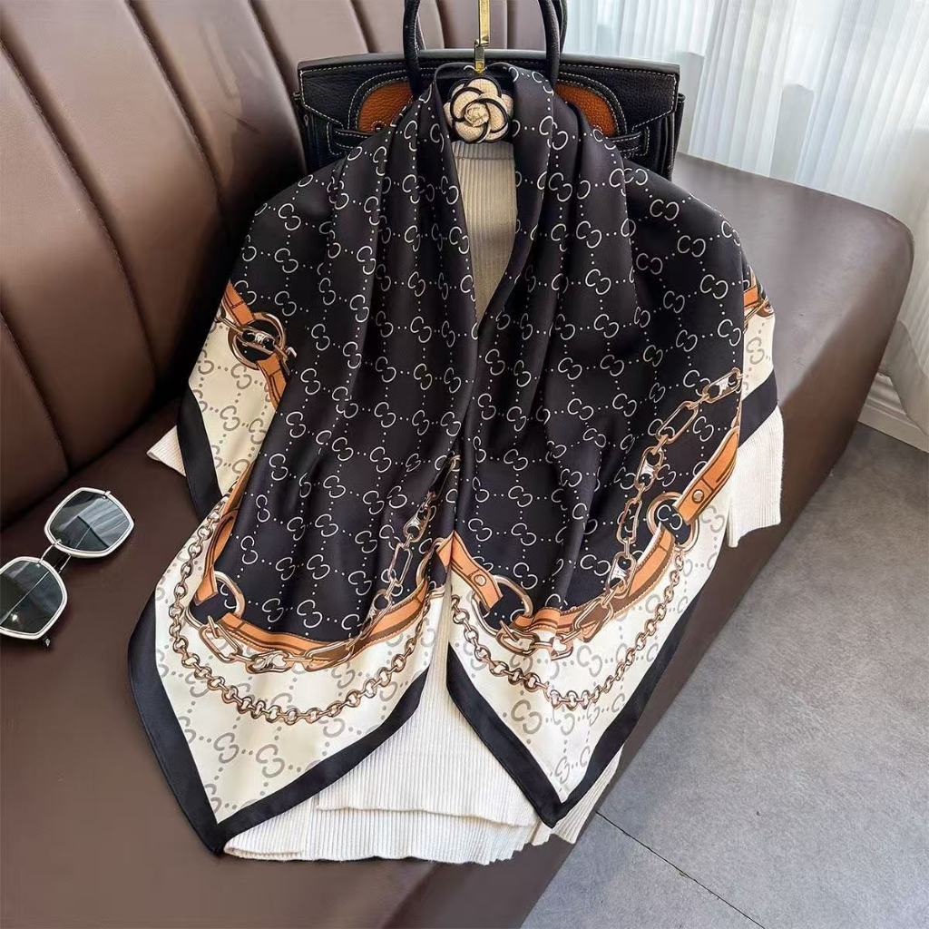 Lenço Feminino de Seda Pura 90x90cm Luxo Elegante Versátil Moda Feminina Chic Várias Formas de Uso