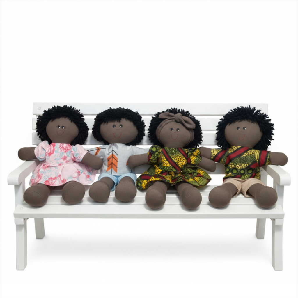 Kit 4 Bonecas e Bonecos De Pano 30cm Antialérgica Envio Rápido - Diversos Modelos