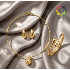 Conjunto Feminino Dourado Gota Colar Pulseira e Brincos Acessórios Elegantes Presente