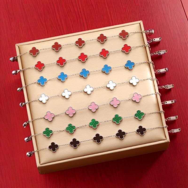 Pulseira Prateada 5 Trevos Aço Inox Consistência Dupla Face Cor Dourado Prata em Oferta na Shopee