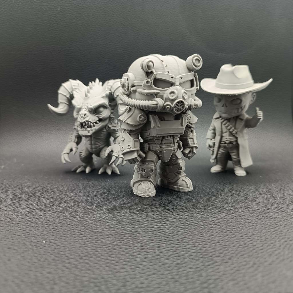 ☢️🎮 Série Fallout Chibi do Ermo – Kit com 3 Personagens | 8 cm | Impressão 3D 🎮☢️