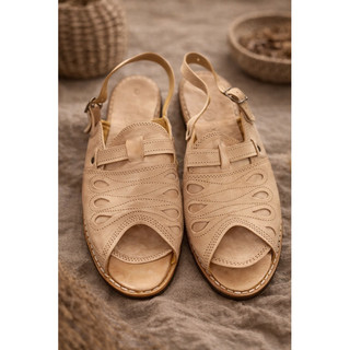 Sandália Masculina Precata Xoboi em Couro Confortável com Ajuste Traseiro – Casual