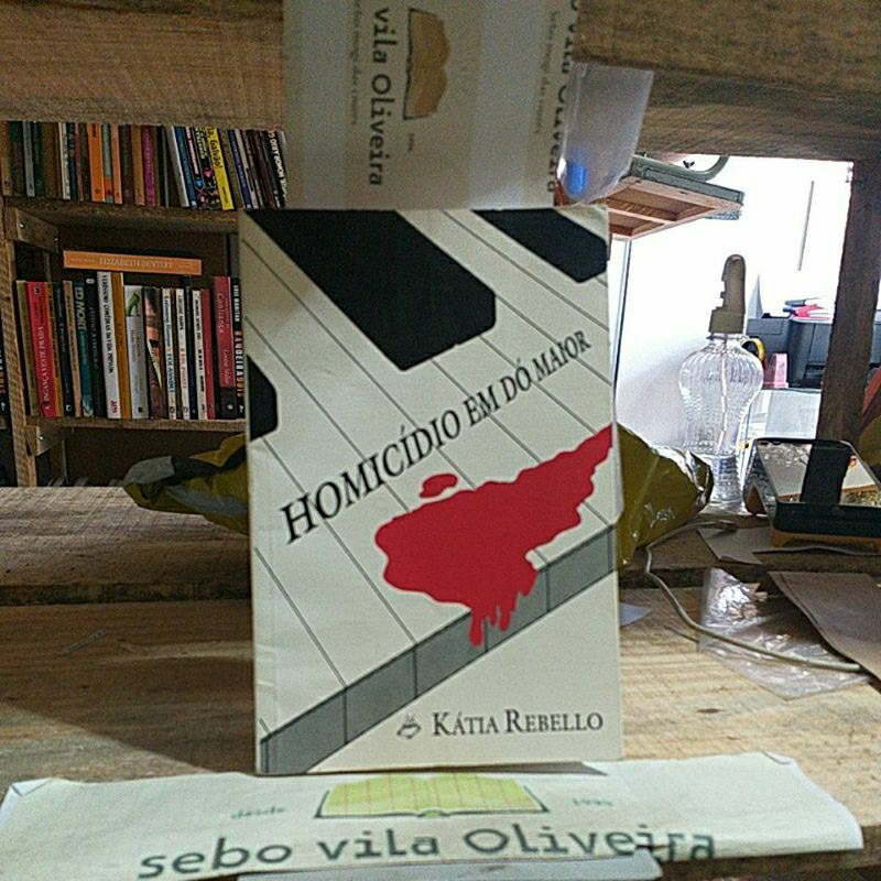 Homicídio em Dó Maior - Kátia Rebello