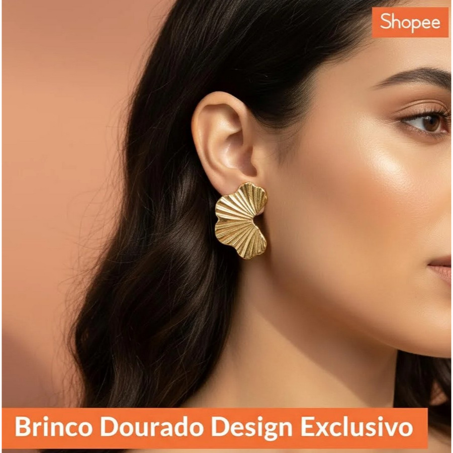 Brinco Feminino Folheado a Ouro Modelo Folha Elegante Semijoia Dourada