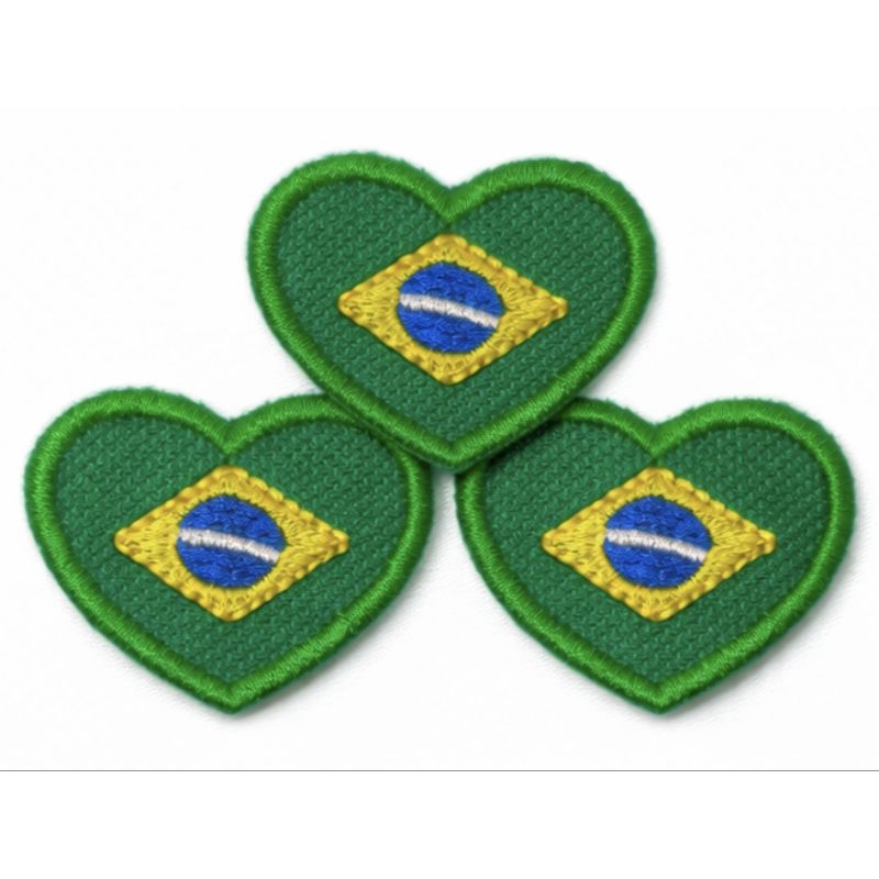 Kit de coração "Brasil" bordado (Patch com termocolante)