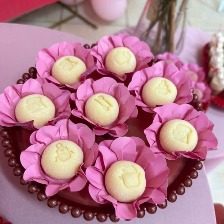 40~120 Forminha para Doces Finos Formato Flor - Casamento/Aniversário/Batizado - Diversas Cores