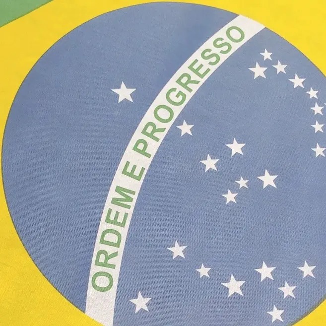 Bandeira do Brasil Copa Do Mundo TNT Medidas 1,40x1,03cm Supper