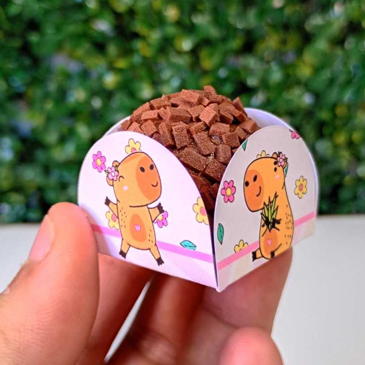 FORMINHA PARA DOCES CAPIVARA MENINA ROSA PERSONALIZADA PARA DOCINHOS BRIGADEIRO FESTA INFANTIL ANIVERSARIO CASAMENTO
