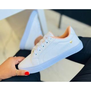 Produto Tênis Detalhe Coração Feminino Casual Confortável Leve e Macio