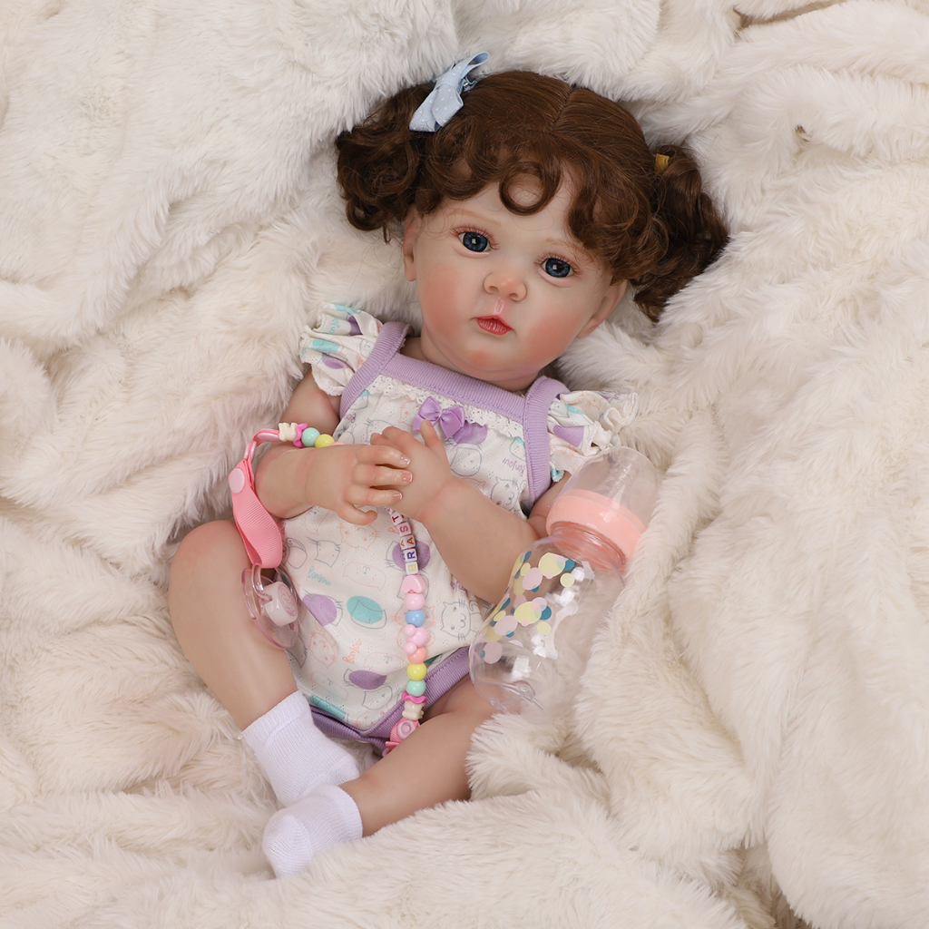 Brastoy Bebê Reborn Silicone 48cm Menina Realista Olho Azul com Acessórios