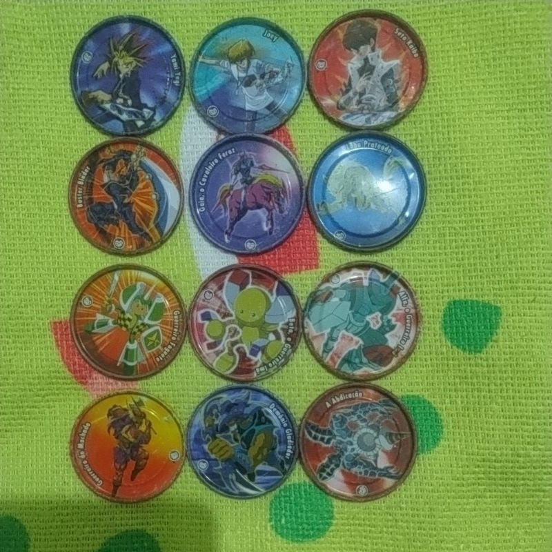 Lote Tazos Yugioh metal - 12 unidades Yugi, Joey, Kaiba.