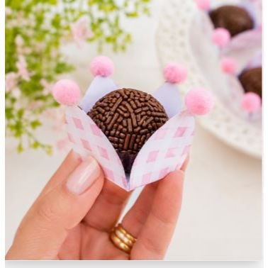Forminha Pompom Luxo para Brigadeiro | 20 unidades | Festa Feminina, Chá Revelação, Batizado e Aniversário