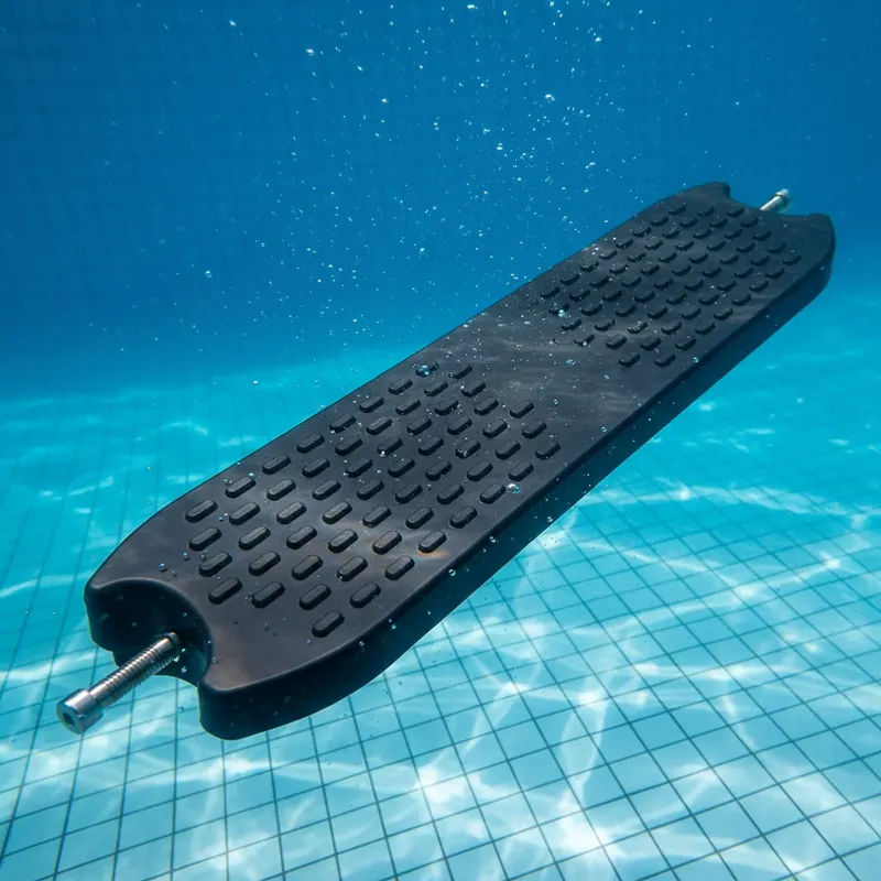 Degrau ABS PRETO Para Escadas De Picina AcquaX