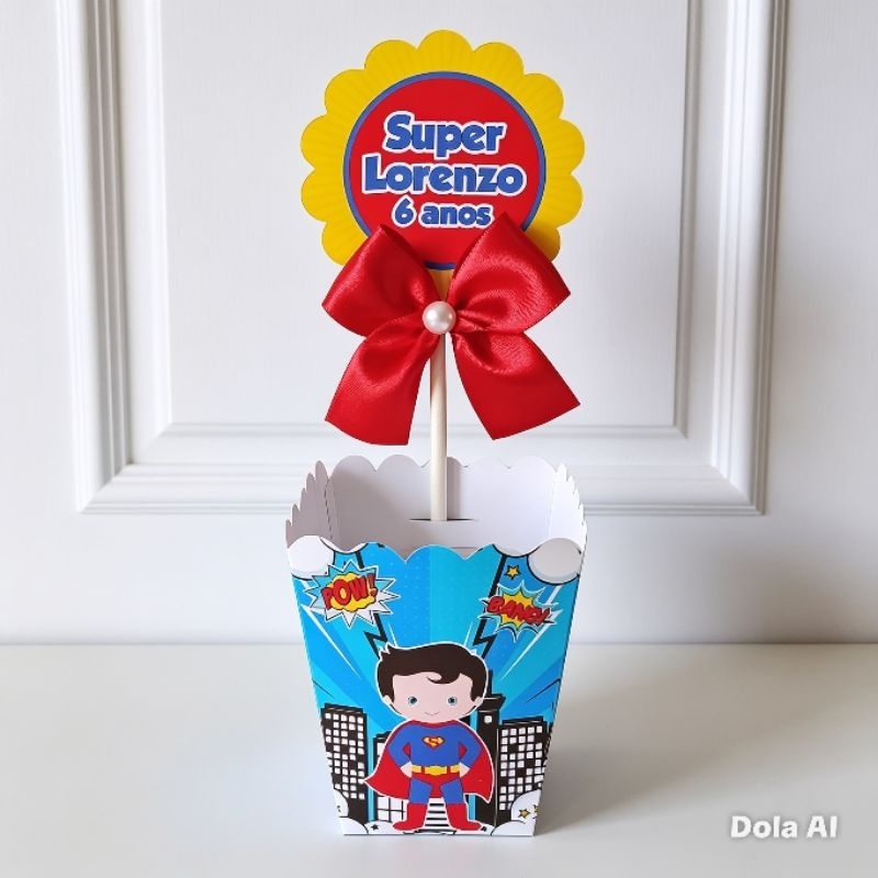CENTRO DE MESA SUPER HOMEM CUTE - PEGUE E MONTE, ENFEITE DE MESA DE FESTA SUPER HOMEM CUTE, LEMBRANCINHAS SUPER HOMEM